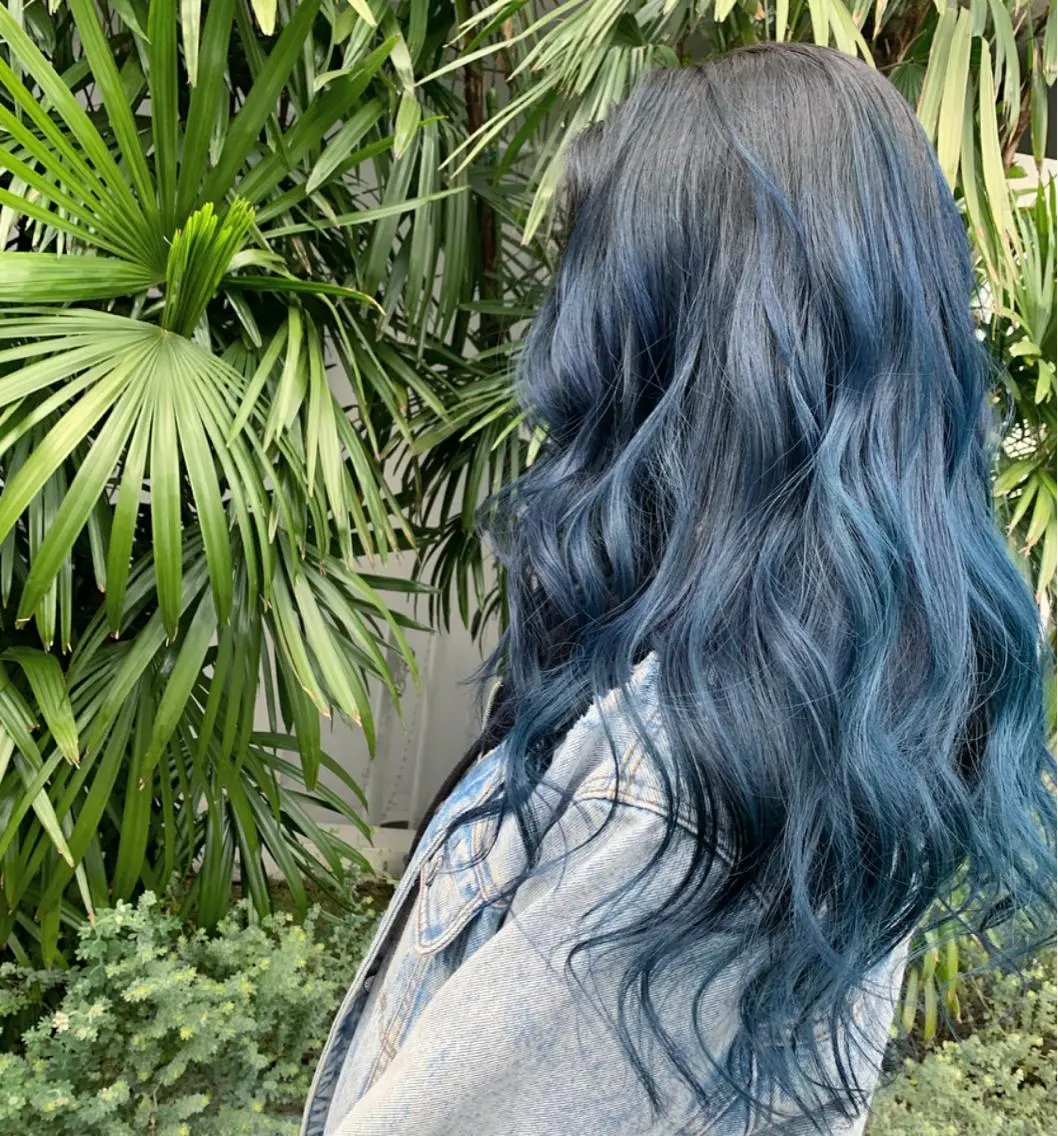 ロング カラー Shiho お洒落な エクステ♡ハイトーンのヘアスタイル