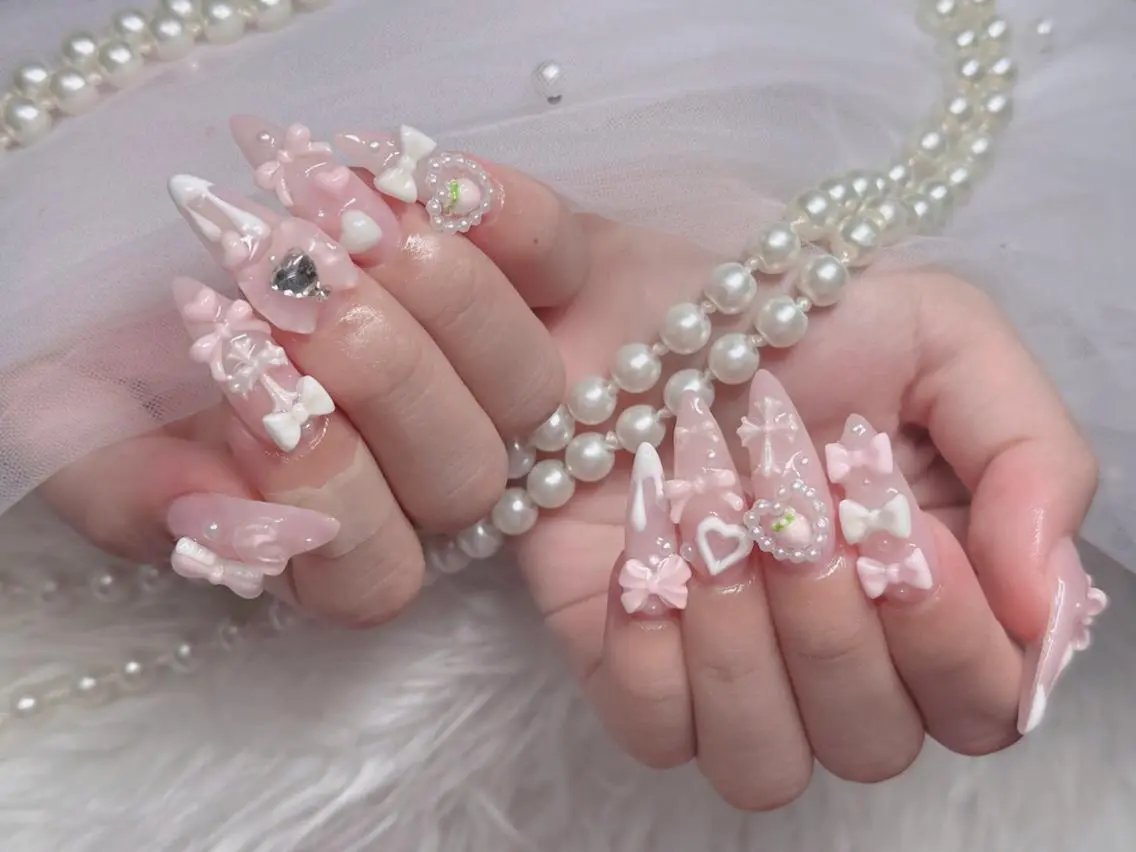 ネイル フレンチネイル ジェルネイル ハロウィン 韓国ネイル マグネットネイル ハンドネイル Hbaby nailのネイルデザイン