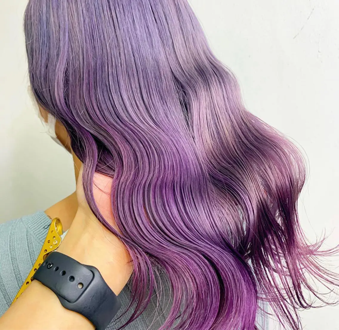 セミロング カラー ヘアアレンジ 🧸ハイトーン🧸 ゆっきー🧸のヘアスタイル