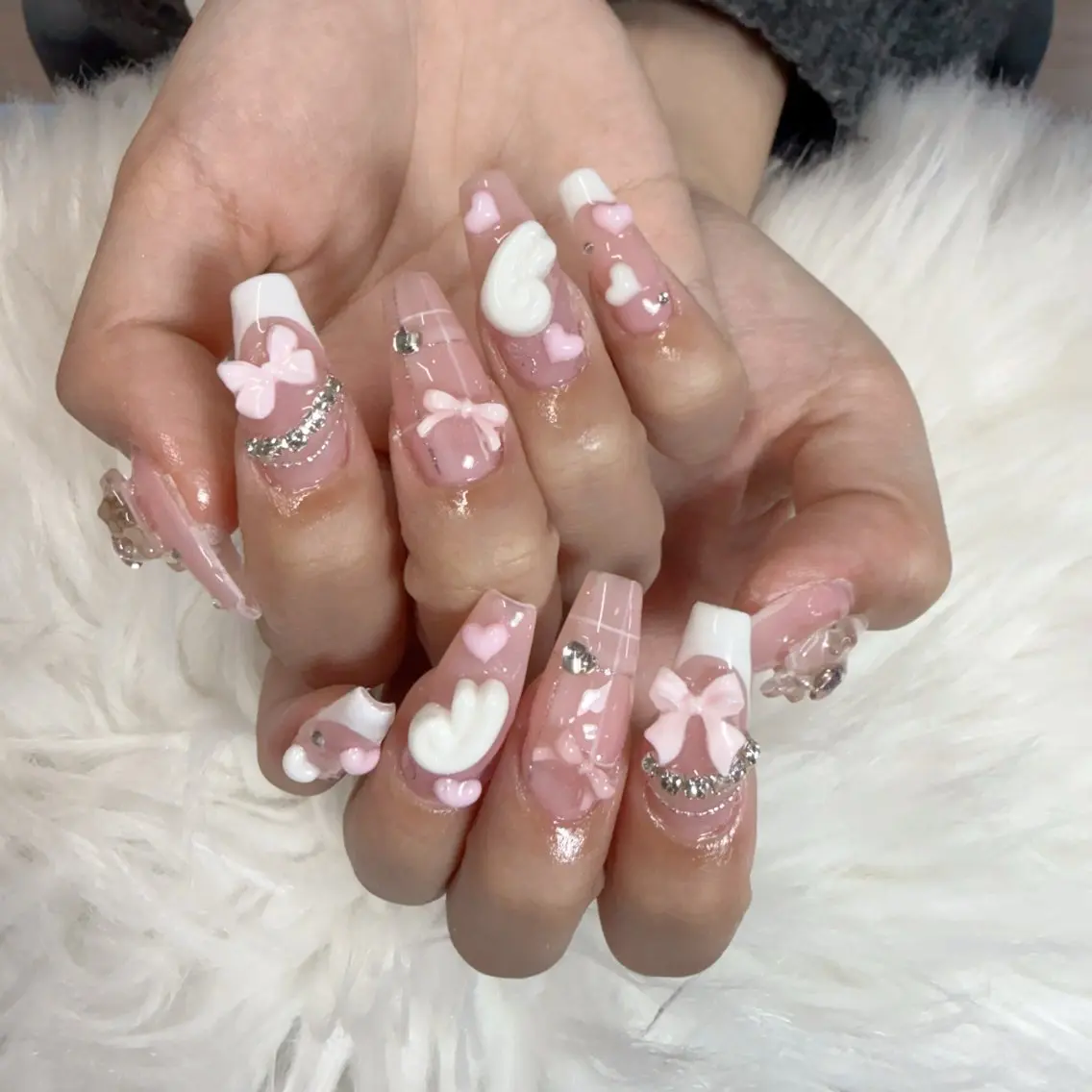 ネイル ハンドネイル 🎀nana🫧 ワンホンネイル🎀のネイルデザイン