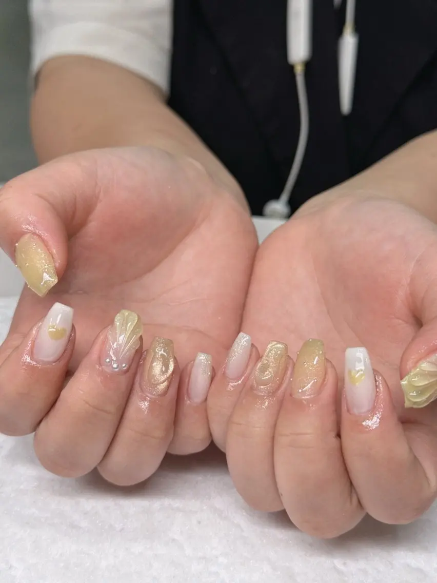 ネイル アートネイル チークネイル 氷ネイル・うるうるネイル 韓国ネイル マグネットネイル ハンドネイル NAILS168 新大久保店のネイルデザイン