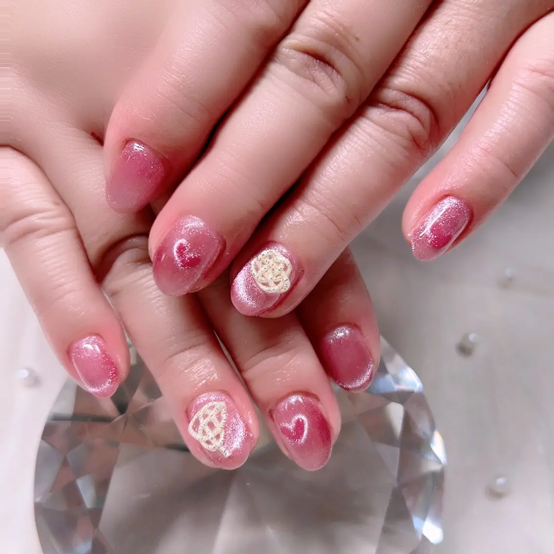 ネイル フレンチネイル ハート マグネットネイル マグネットフレンチ ハンドネイル Cute Tips nailのネイルデザイン