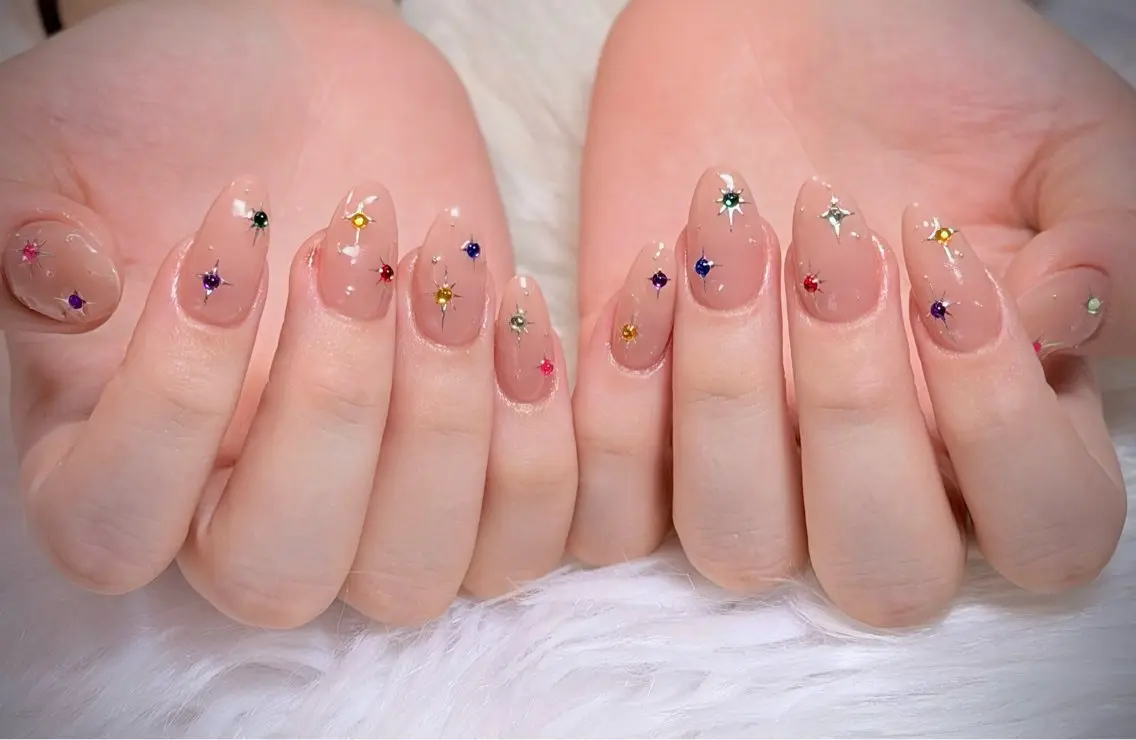 ネイル オーロラネイル チークネイル フットネイル フレンチネイル ジェルネイル ハンドネイル Nichi Nailsのネイルデザイン