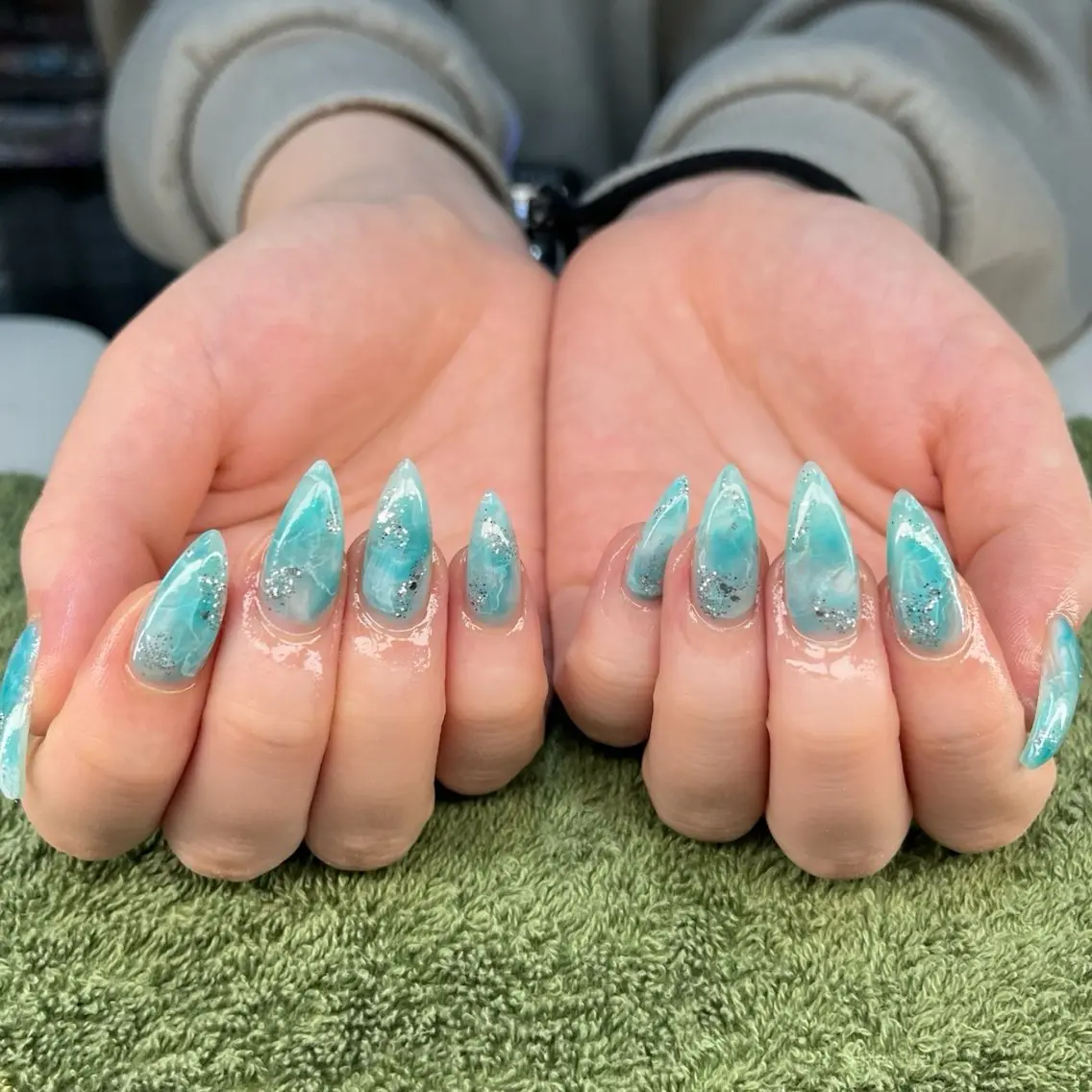 ネイル ハンドネイル フットネイル MHR nailのネイルデザイン