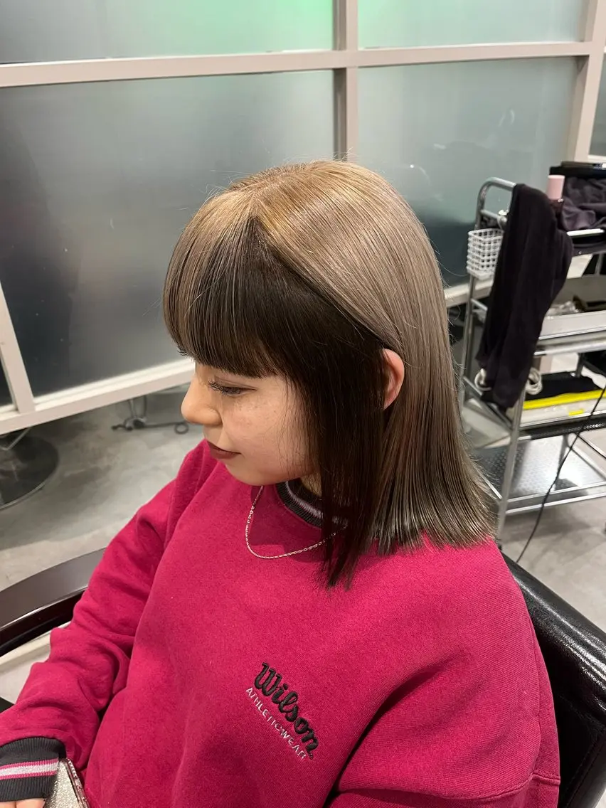ミディアム カラー カット ヘアカラー トリートメント ヘアセット newi赤羽 HINATAのヘアスタイル