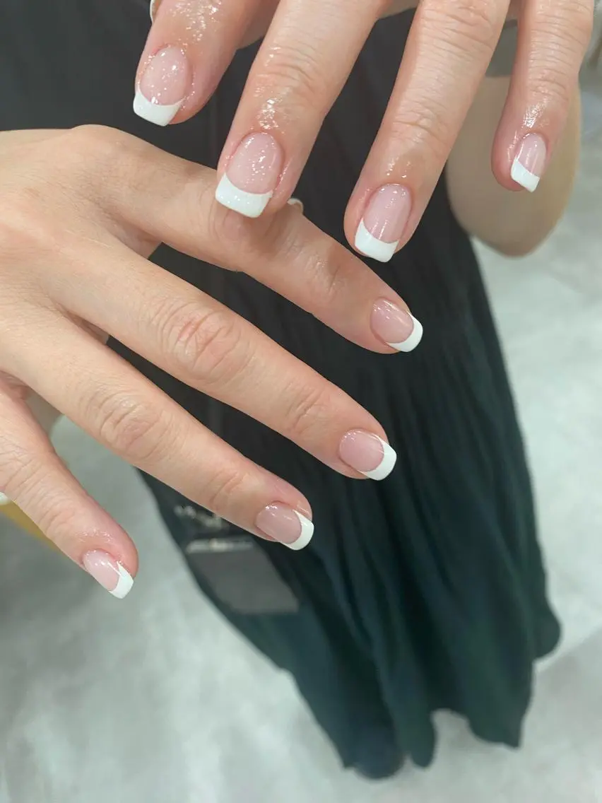 [オフ無料]＊ハンド＊フレンチorカラーグラデーション ￥7000の写真