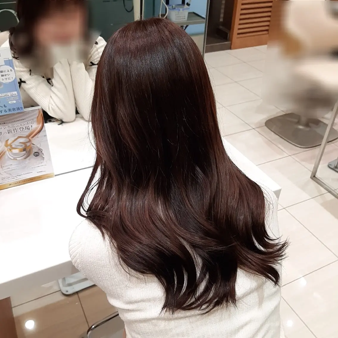 セミロング ヘアカラー レナーク・ソワン やすこのヘアスタイル