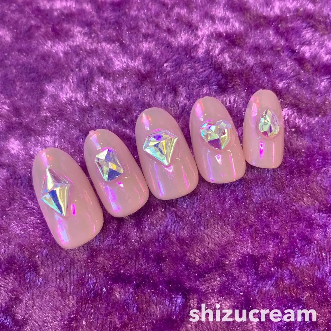 ネイル ミラーネイル shizucream 痛デコネイル専門のネイルデザイン