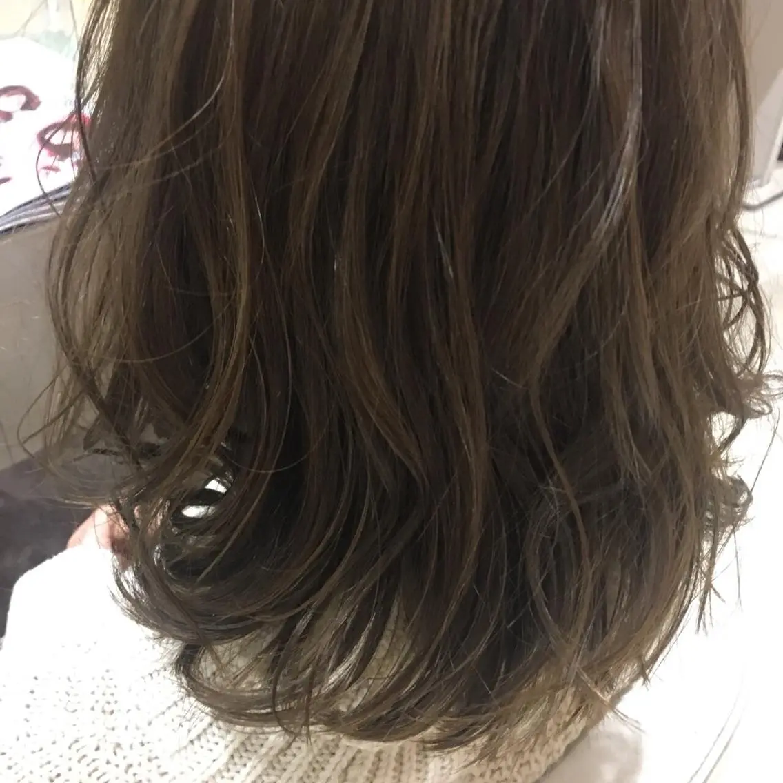ミディアム カラー ベージュカラー 黒髪 ブリーチ 卒業式のヘアスタイル カット ヘアカラー Oopsレイヤー 加藤澄都のヘアスタイル