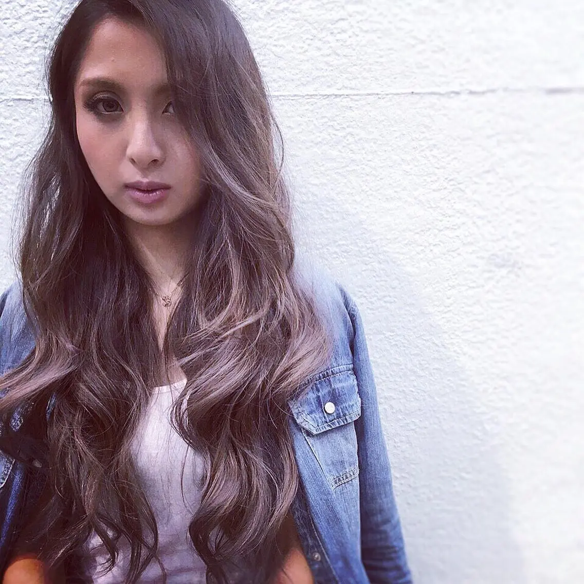 ロング カラー アッシュ グラデーションカラー ラベンダーカラー ラベンダーアッシュ 松本 明日可のヘアスタイル