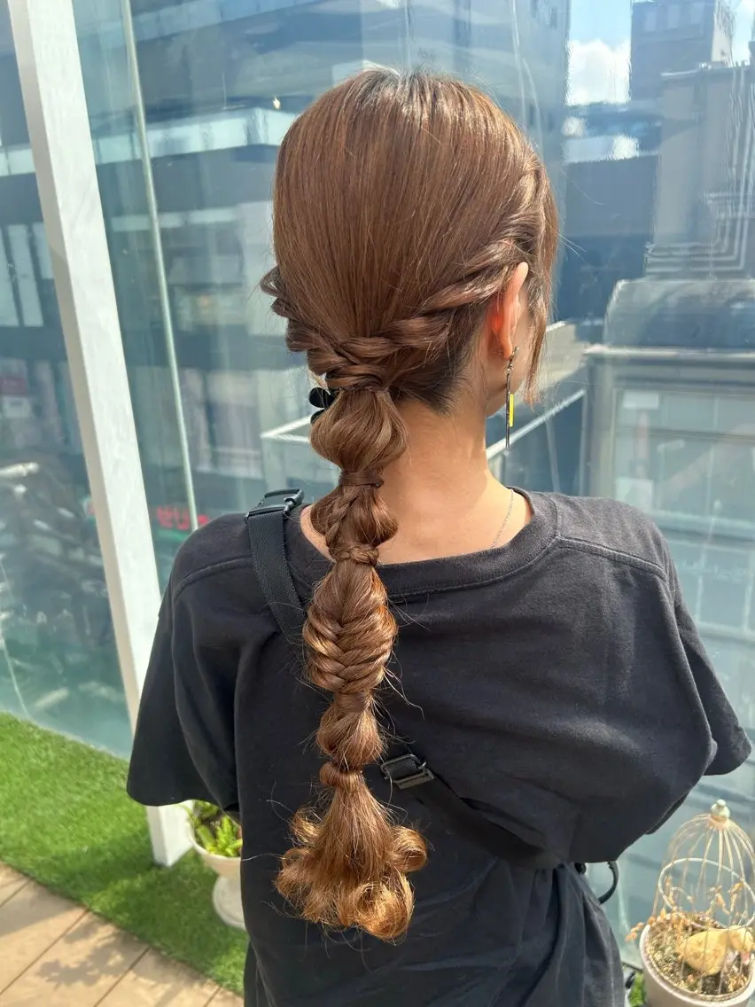 ロング ヘアアレンジ monaヘアアレンジ 🎀/お呼ばれのヘアスタイル