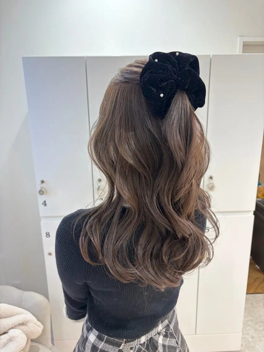セミロング カラー ヘアアレンジ カット ヘアカラー トリートメント ヘアセット 美髪矯正/レイヤー 赤み消し/はるかのヘアスタイル