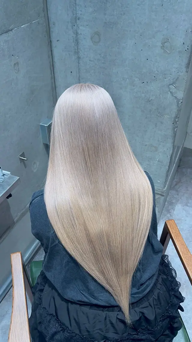 ロング カラー ブリーチ ハイトーン特化 名古屋/たまきのヘアスタイル