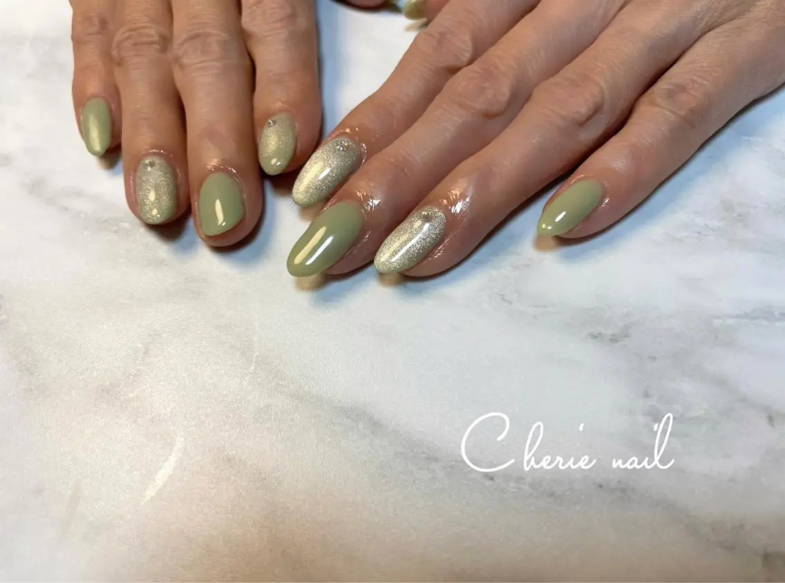 ネイル グリーン ハンドネイル Cherienail yunaのネイルデザイン