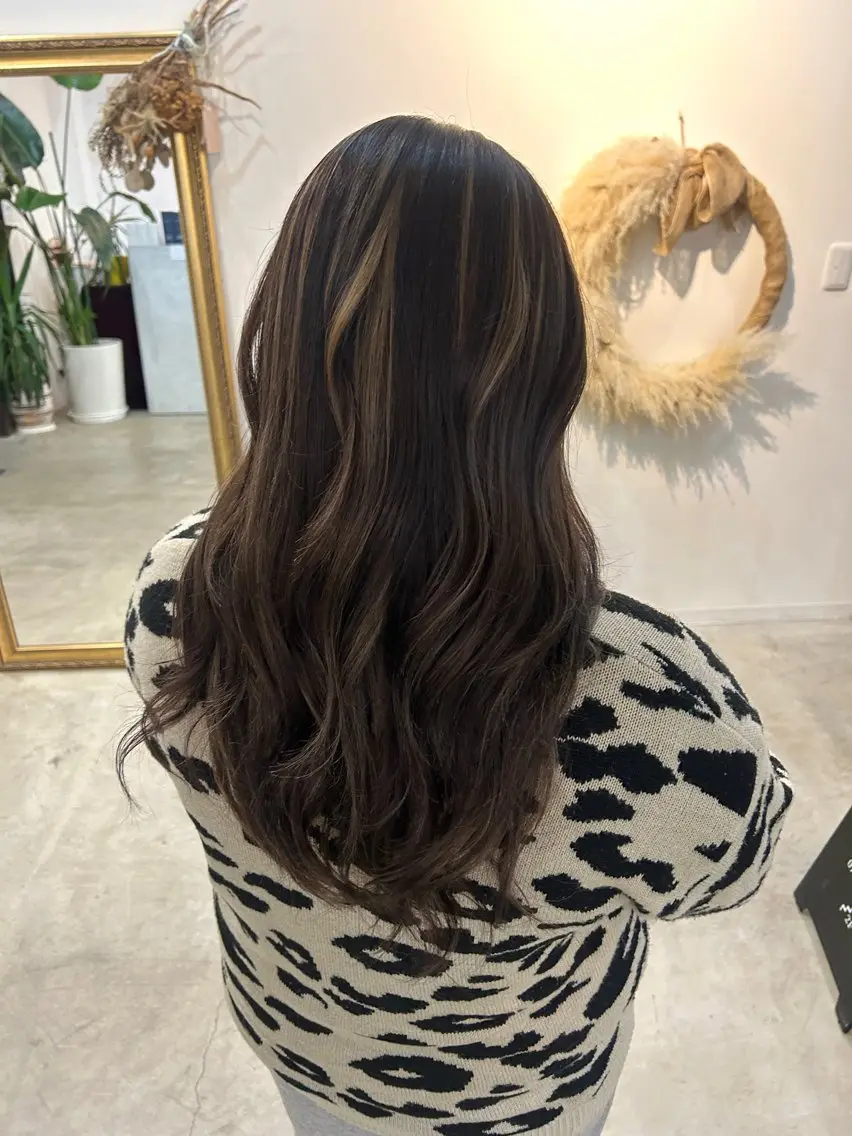 ロング カラー anjii リンのヘアスタイル