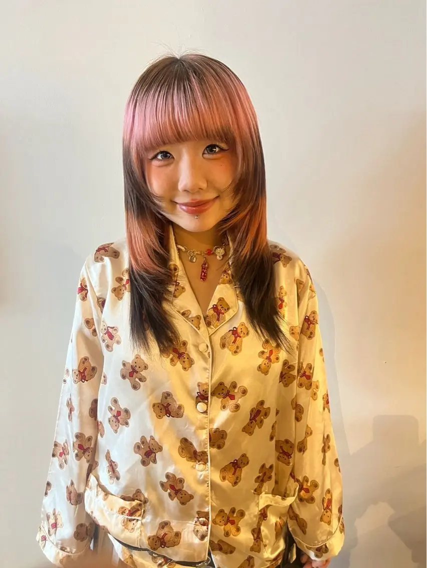 ミディアム nacoハイトーン ベージュ🎀のヘアスタイル