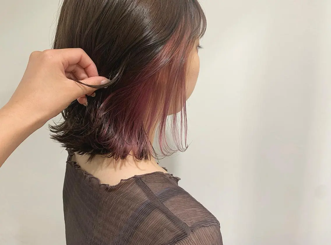 ミディアム カラー ヘアアレンジ グレージュ ピンクカラー ヘアカラー たかいわ みきのヘアスタイル