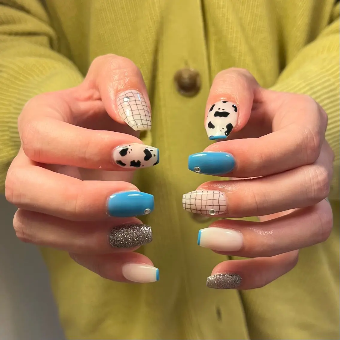 ネイル ハンドネイル フットネイル neroria nailのネイルデザイン