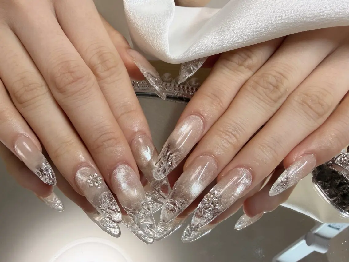 ネイル ハンドネイル IZUMI YUKIのネイルデザイン