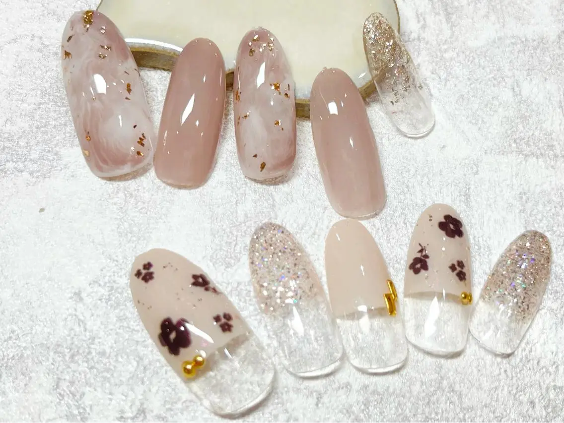 ネイル 高尾 梨花のネイルデザイン