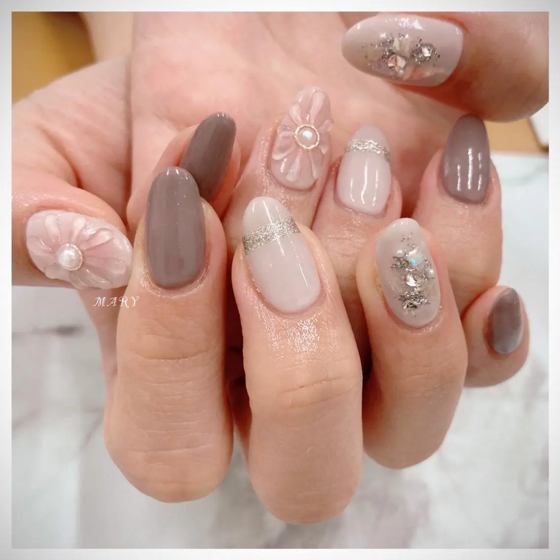 ネイル フラワーネイル ニュアンスネイル ハンドネイル Mary nail .narumiのネイルデザイン