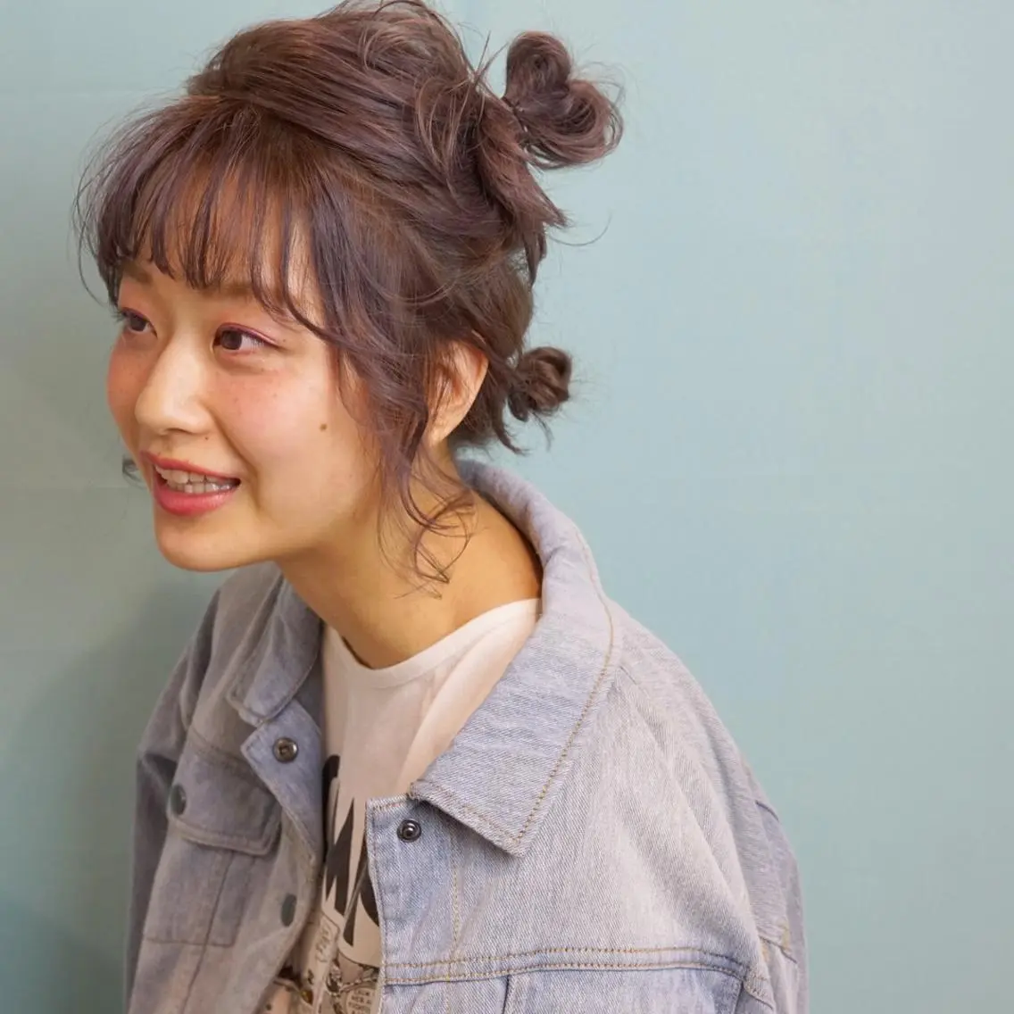 カラー ヘアアレンジ お団子ヘア 髪質改善、エクステ 山口卓哉のヘアスタイル
