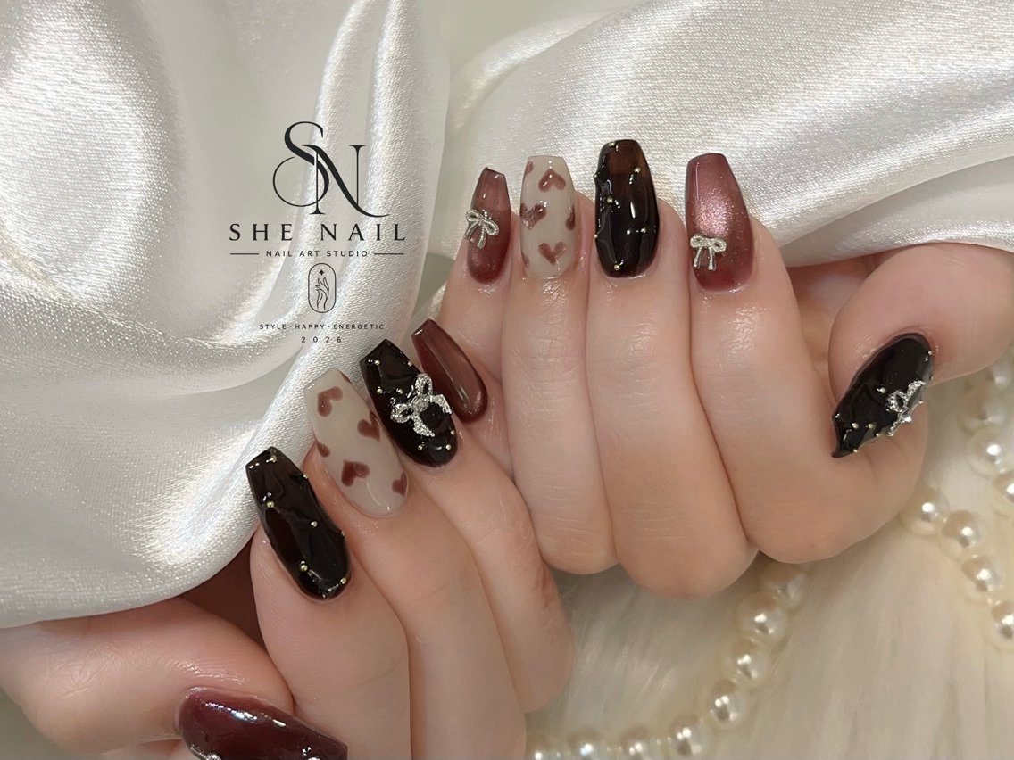 ネイル アートネイル ガーリー 韓国ネイル ロングネイル 持ち込み ハンドネイル 博多 SHE Nailのネイルデザイン