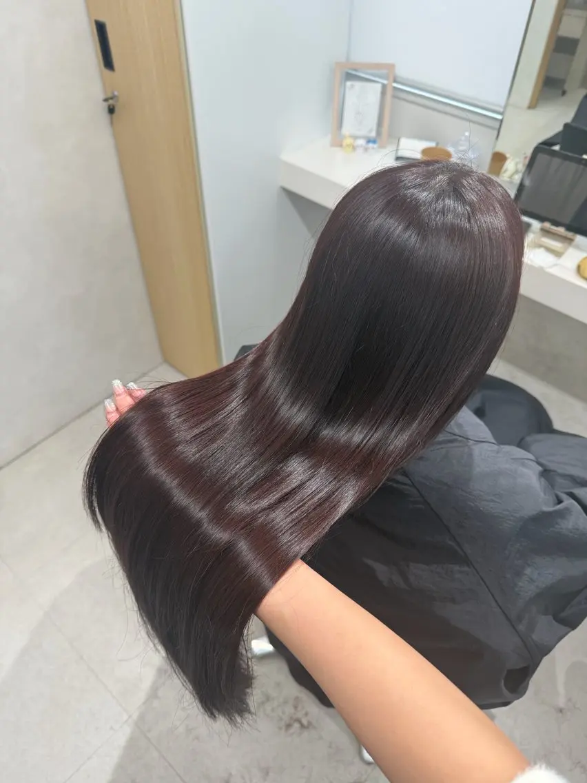 ロング SLASHスラッシュ 菅野あかねのヘアスタイル