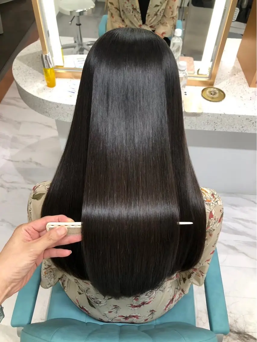 ロング 縮毛矯正 縮毛矯正 上川 柚綺のヘアスタイル