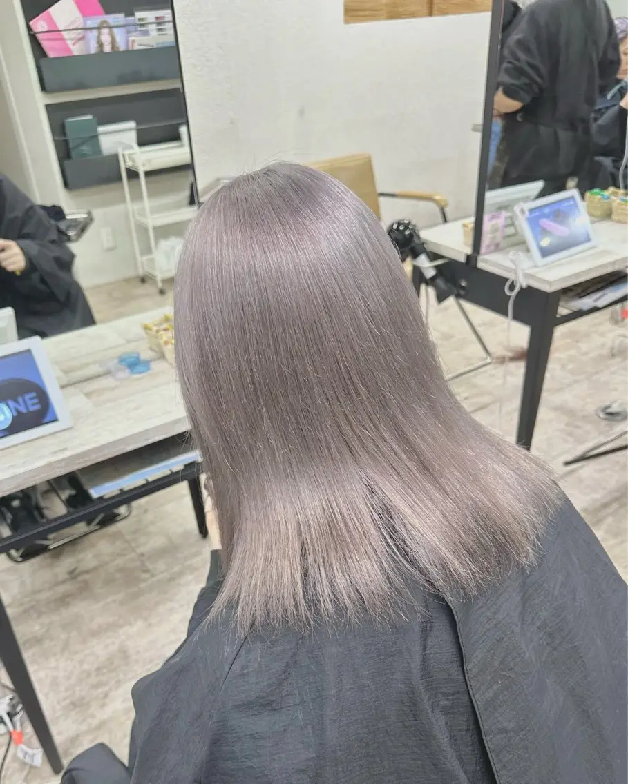 ミディアム カラー カット ヘアカラー トリートメント 🦄ハイトーンカラー 🦄まるおしょうのヘアスタイル