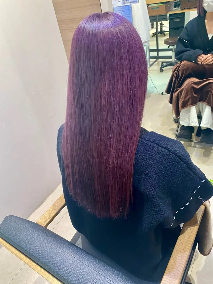 カラー ラベンダーカラー ピンクカラー ピンクラベンダー ヘアカラー 井出 くるみのヘアスタイル