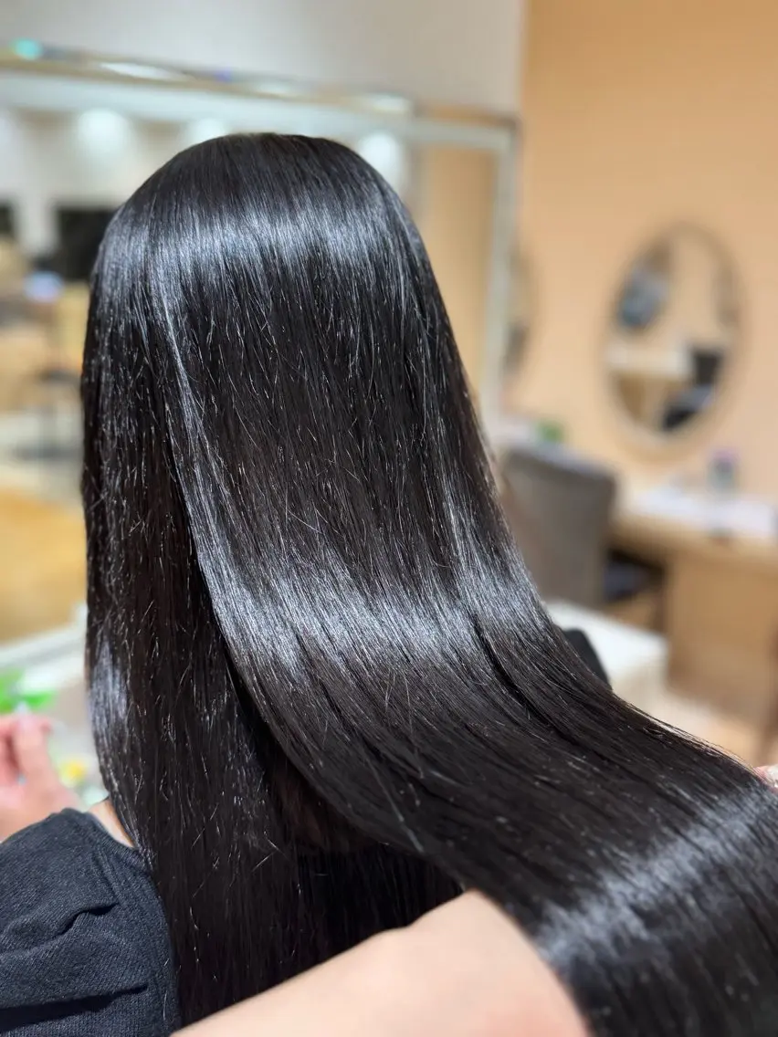 ロング カラー アッシュ ベージュカラー 黒髪 ブリーチ ブラウンカラー ヘアカラー レイヤー/顔まわり/ 透明感カラー/れいなのヘアスタイル