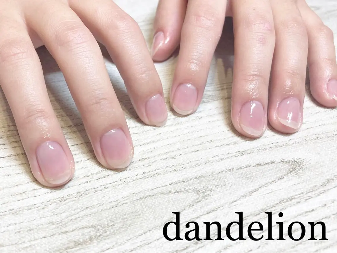 ネイル ハンドネイル ハンドケア dandelion ダンデライオンのネイルデザイン