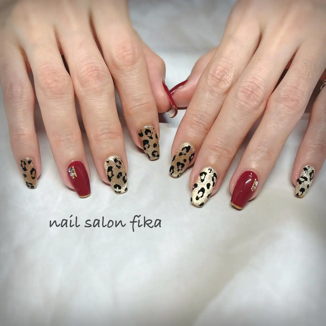 ネイル アニマル柄 マグネットネイル nail salon fikaのネイルデザイン