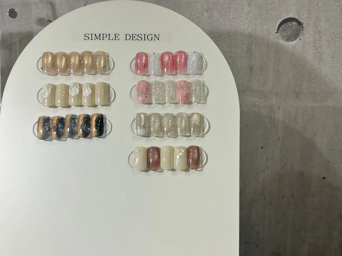 ネイル ハンドネイル eye&nail Bellaのネイルデザイン
