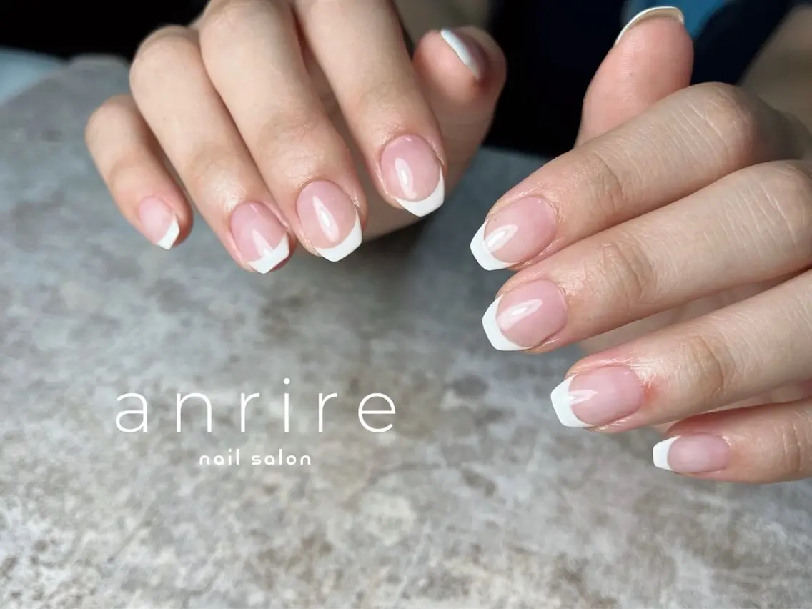 ネイル フレンチネイル ジェルネイル オフィスネイル パラジェル シンプルネイル nailsalon anrireのネイルデザイン