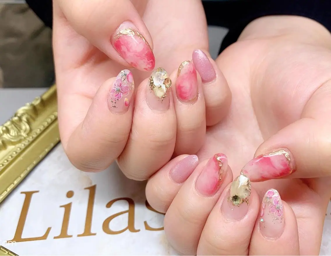 ネイル ブルー フラワーネイル ジェルネイル ニュアンスネイル ピンク Lilas Nailのネイルデザイン