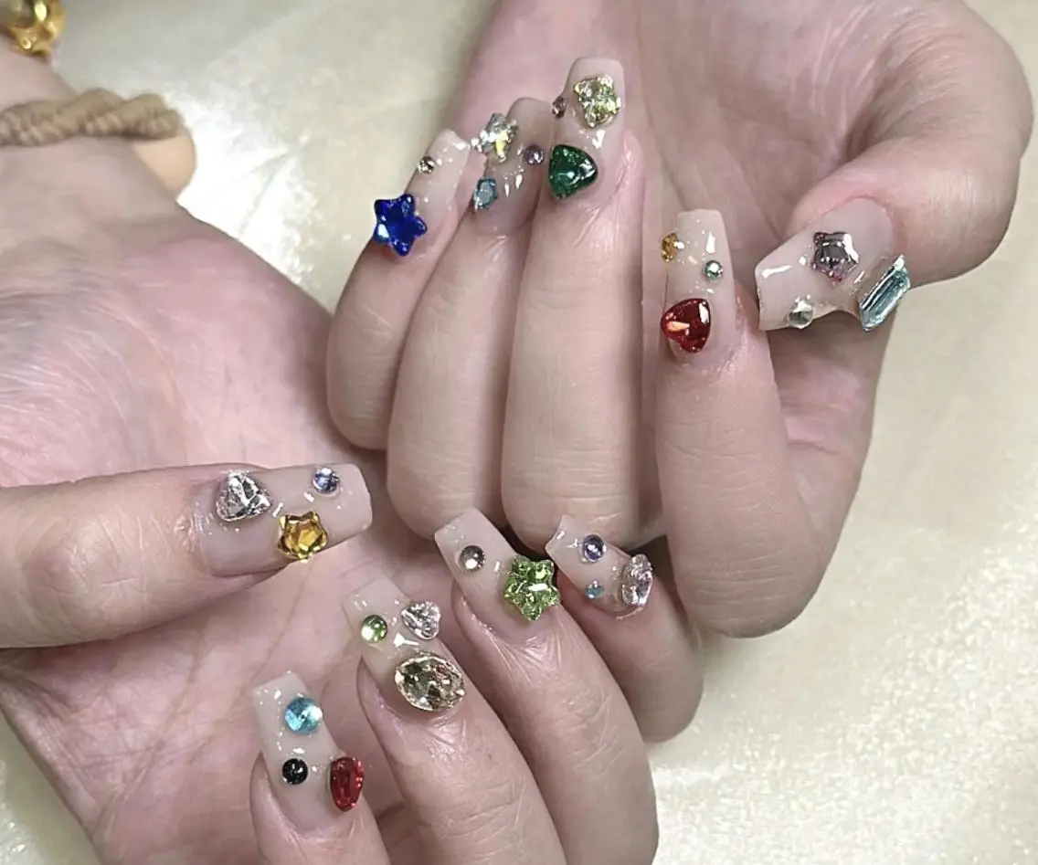 ネイル ハンドネイル ハンドケア 🍑 momo_nailのネイルデザイン