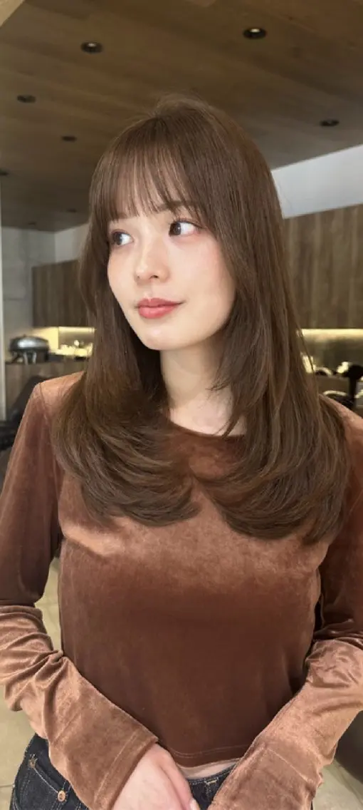 ロング 山嵜 菜織のヘアスタイル