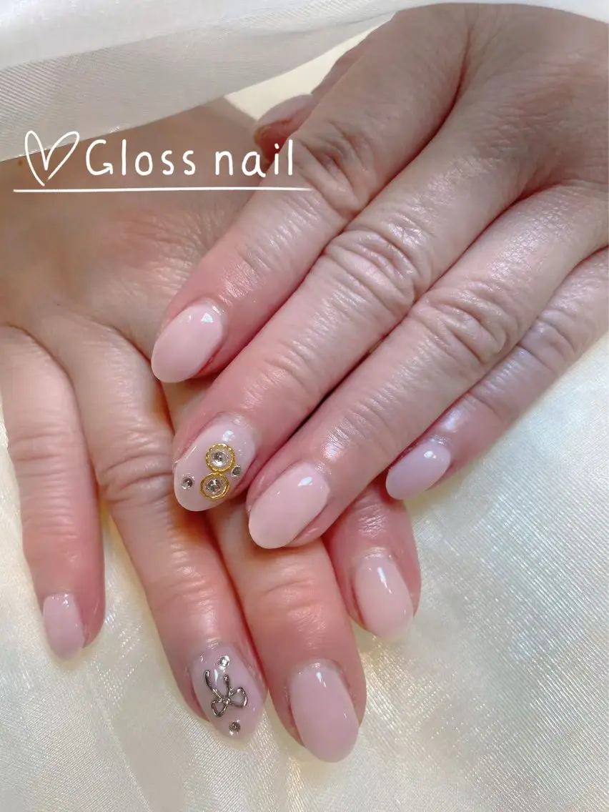 ネイル miho🍎 Gloss nailのネイルデザイン