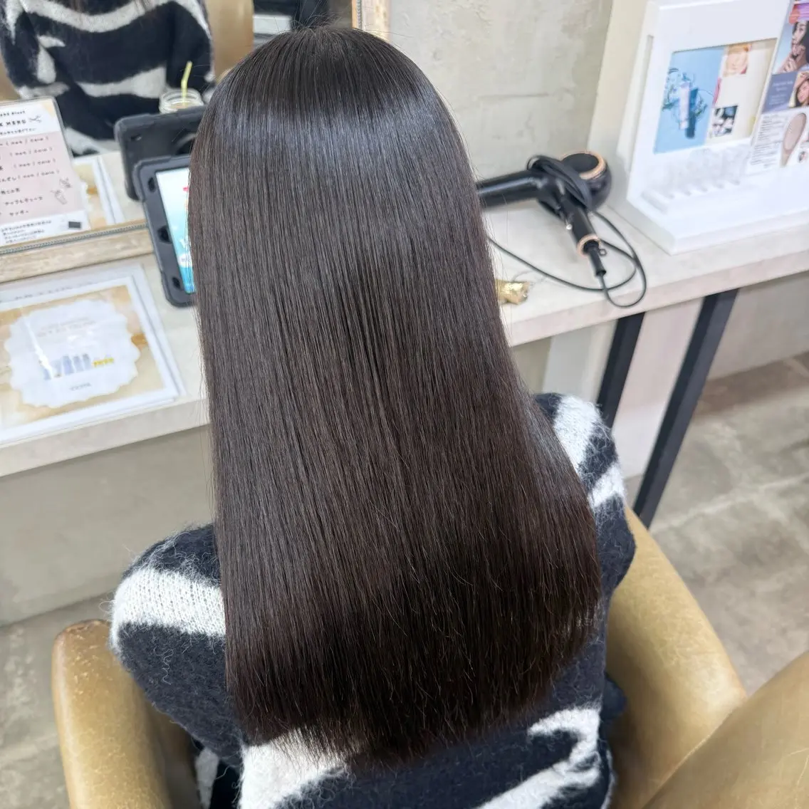 ロング パーマ ストレートパーマ 縮毛矯正 Blast Erikaのヘアスタイル