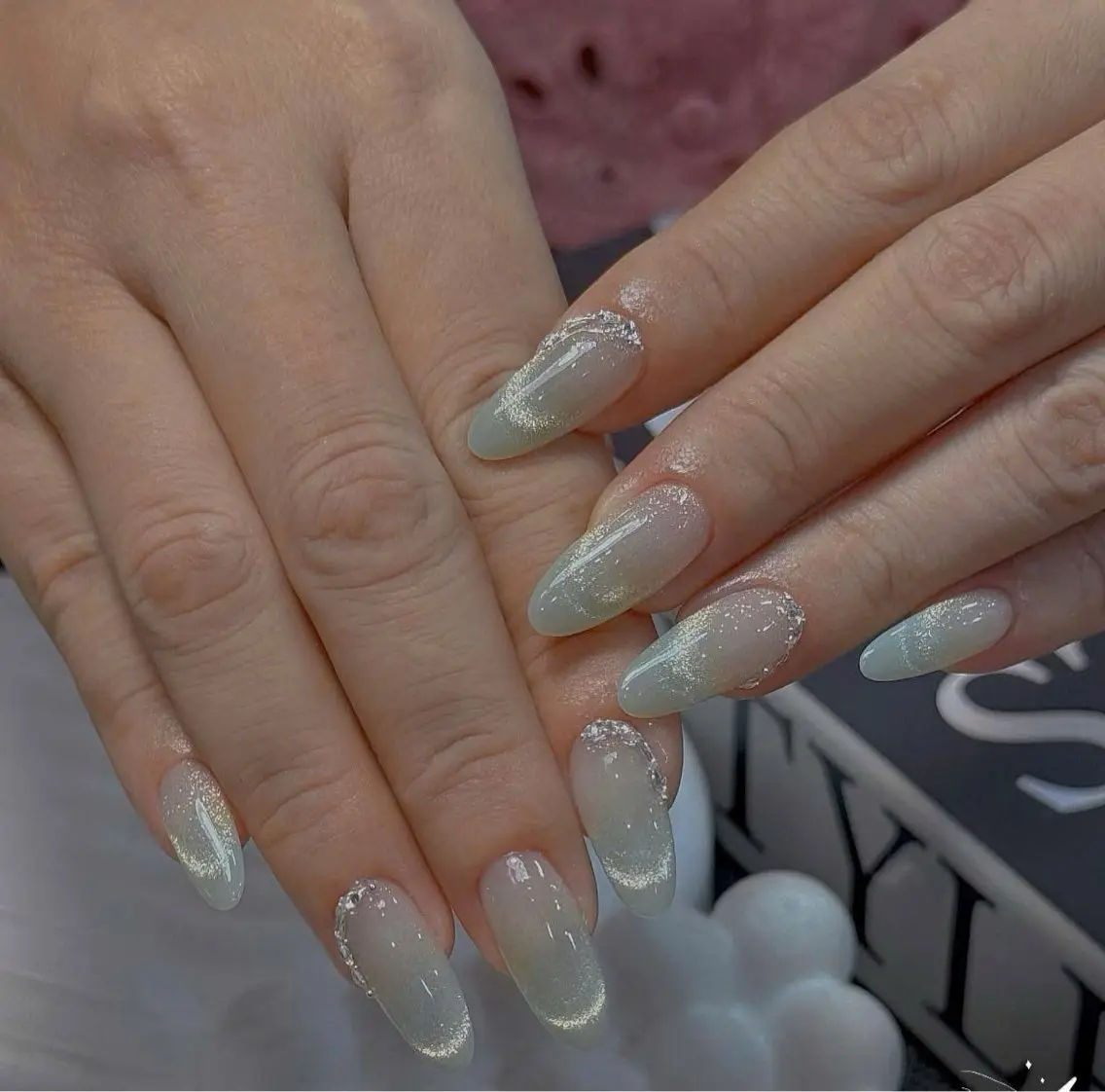 ネイル フレンチネイル ジェルネイル マグネットネイル 持ち込み ニュアンスネイル ハンドネイル Minette Nailのネイルデザイン