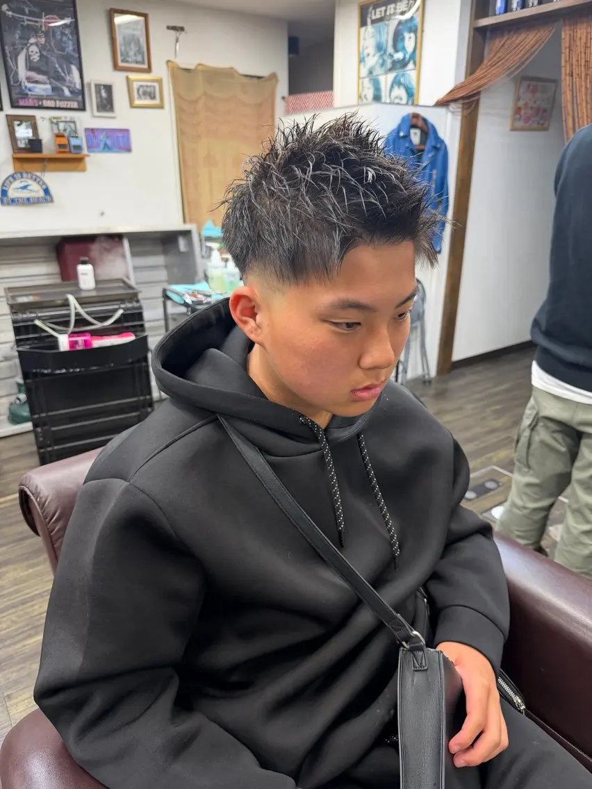 ショート メンズ 高東 俊介のヘアスタイル