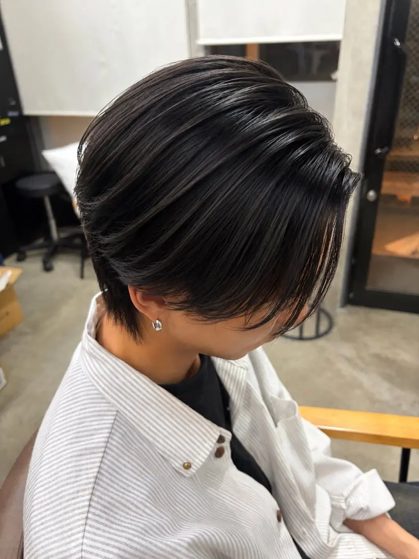 ショート パーマ 縮毛矯正 ニュアンスパーマ カット ヘアカラー 縮毛矯正 トリートメント AiM エイム　韓国レイヤーのヘアスタイル