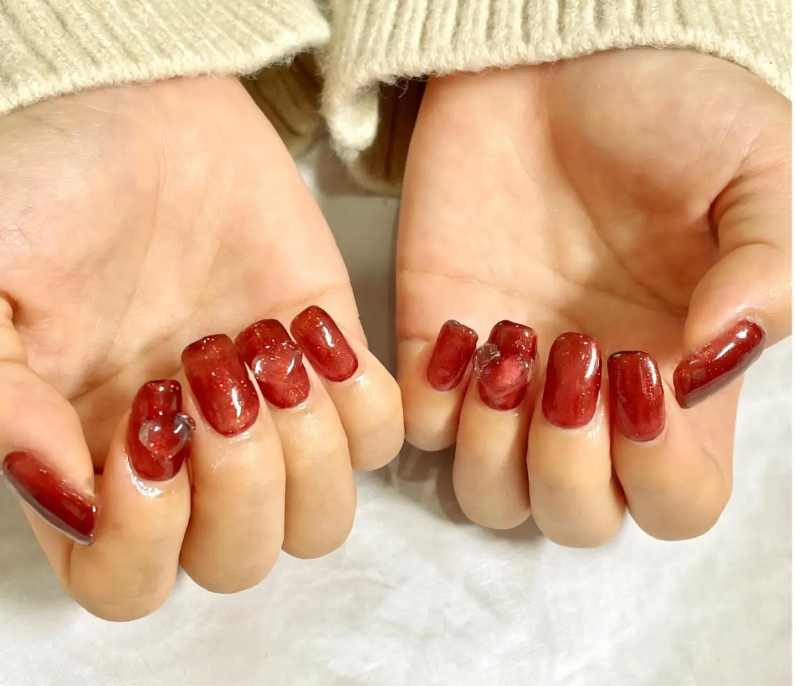 ミディアム 韓国風ヘア BURGUNDY 🌹eriのネイルデザイン