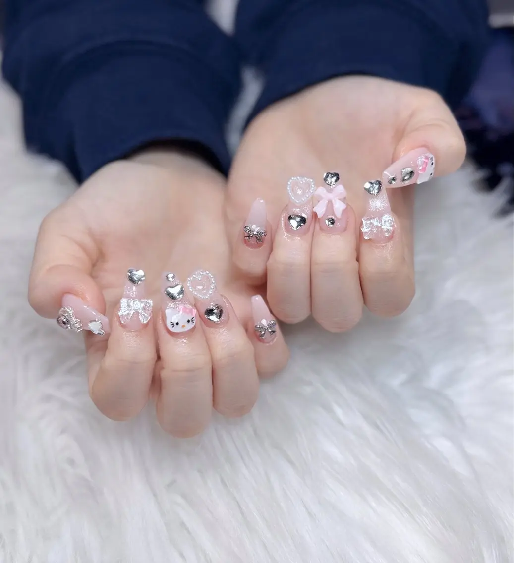 ネイル アートネイル オーロラネイル ジェルネイル 韓国ネイル ロングネイル ハンドネイル Nichi Nailsのネイルデザイン