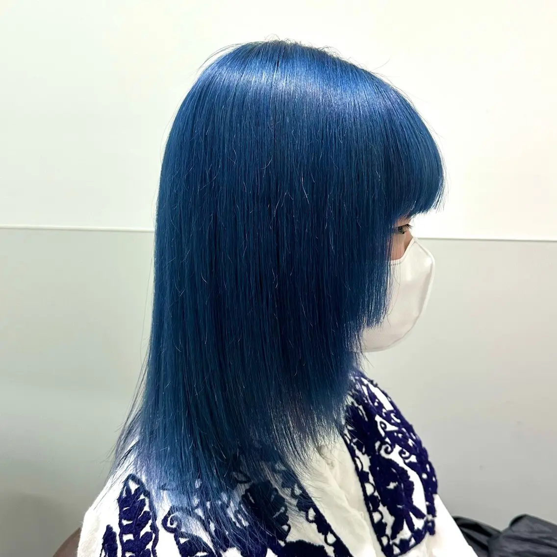 セミロング カラー ヘアカラー トリートメント 💫艶ハイトーン×髪 質改善💫リュウトのヘアスタイル