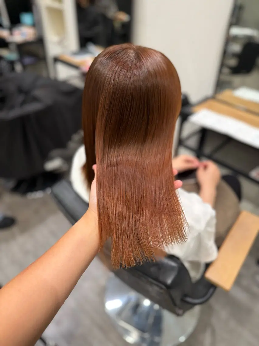 ミディアム カラー ベージュカラー オレンジ オレンジベージュ カット ヘアカラー トリートメント 艶髪レイヤー上田 紗也🇰🇷💗のヘアスタイル