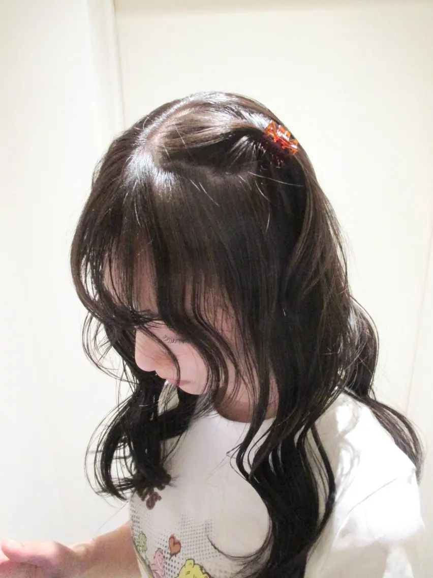 ロング カラー SEE.カシワバラ リコのヘアスタイル