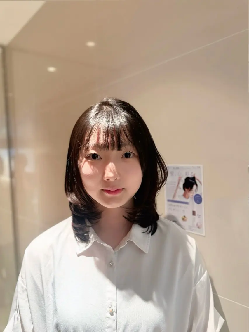 ミディアム 🌱艶髪ストレート✨ 🦖せりか🦖のヘアスタイル